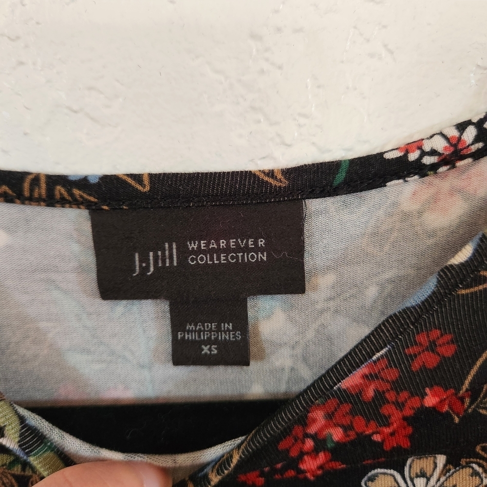 J.‎ Jill Spring Black Floral Print Women's Top Stretchy T Shirt Boho Cottagecore - Picture 2 of 6